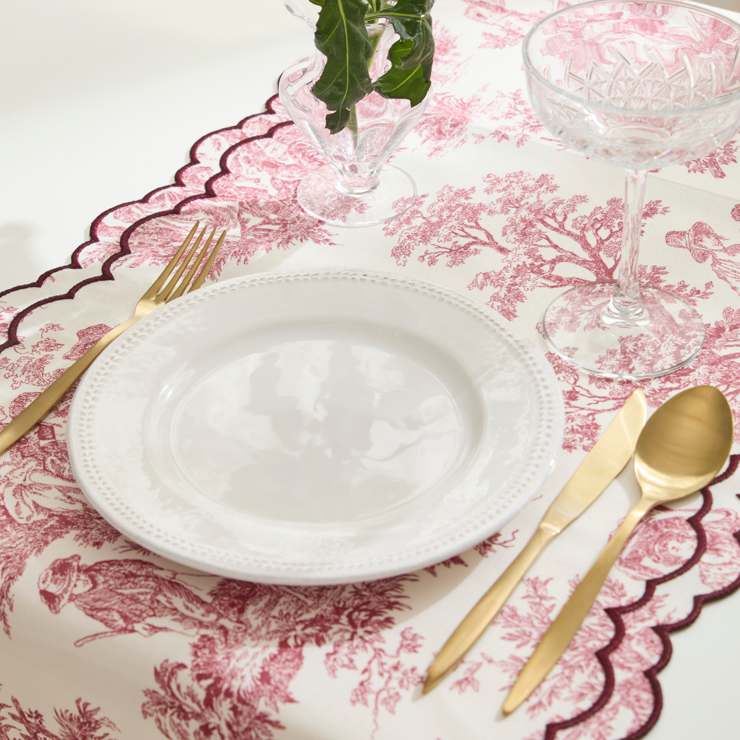 TOILE DE JOUY RUNNER BURQUNDY